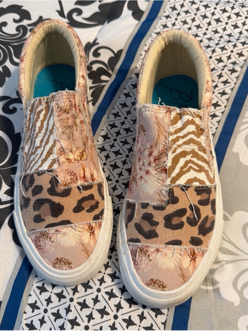 Slip-On Fashion Sneakers in Beige Floral & Animal Print